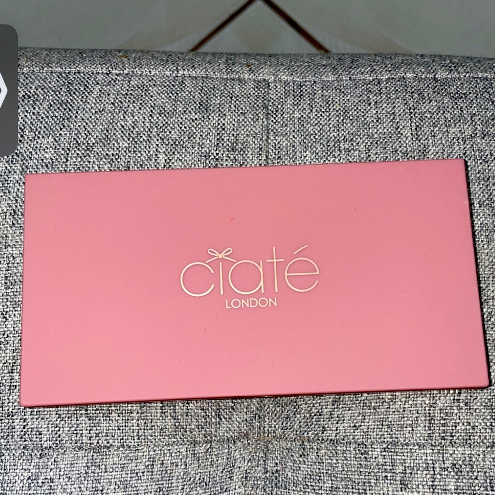 New Ciate London Beautiful rich colors palette.